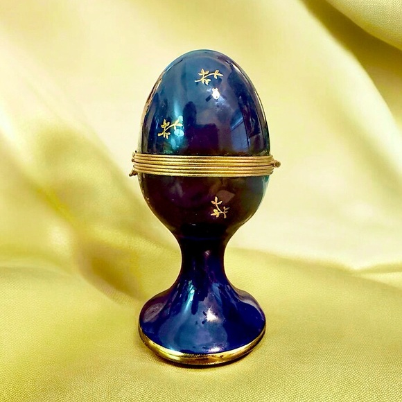Vintage Limoges Peint Main Cobalt Blue Porcelain Pedestal Egg Hinged Trinket Box - Picture 10 of 11